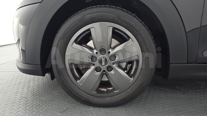 Mini Cooper 2023 — 5