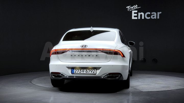 Hyundai Grandeur 2022 — 4