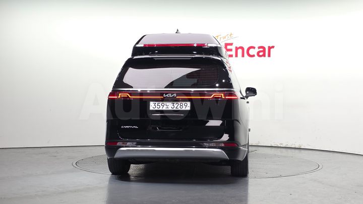 Kia Carnival 2022 — 4