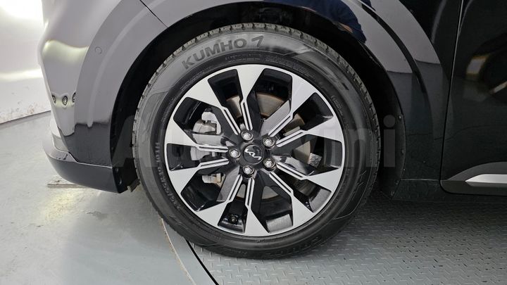 Kia Carnival 2022 — 5
