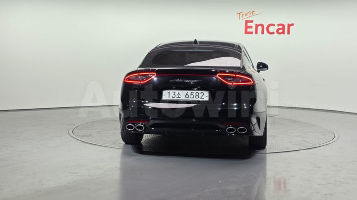 Kia Stinger 2018 — 4