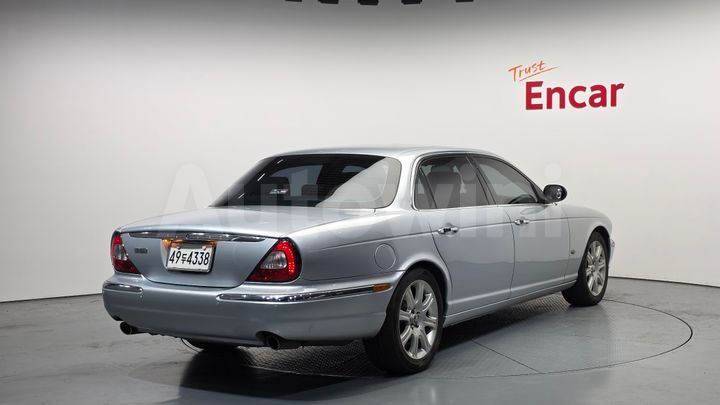 Jaguar XJ 2006 — 2