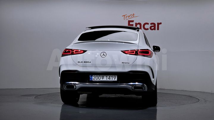 Mercedes Benz GLE Class 2023 — 4