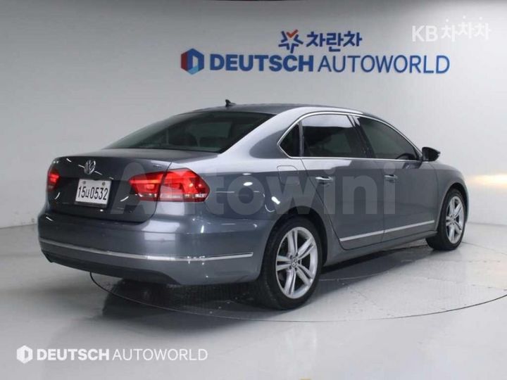 Volkswagen Passat 2015 — 2