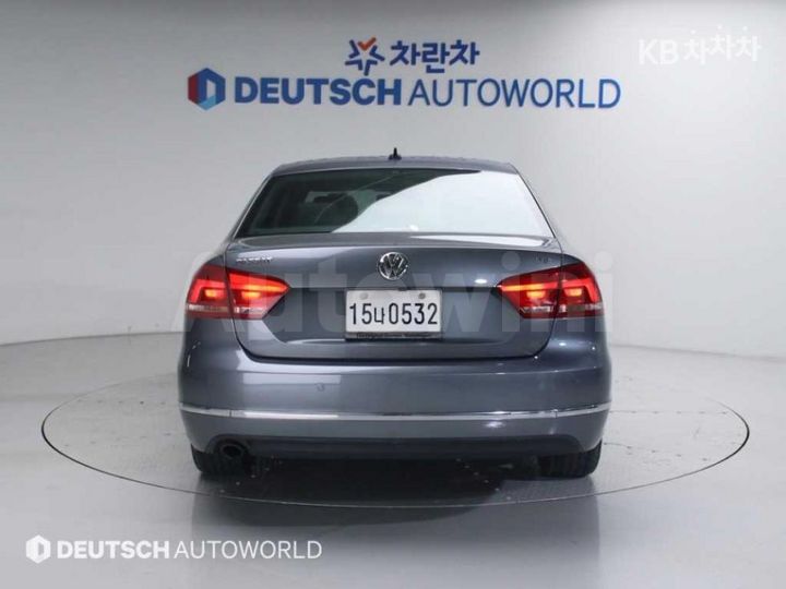 Volkswagen Passat 2015 — 4