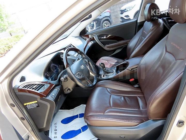 Hyundai Grandeur 2013 — 5