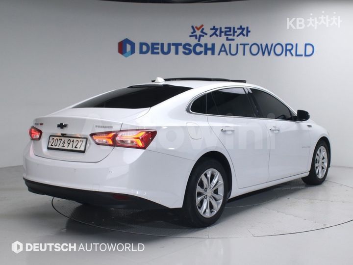 Chevrolet Malibu 2019 — 2