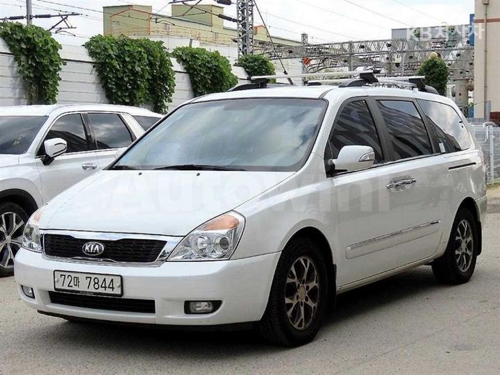 Kia Carnival 2013 — 2