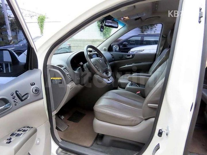 Kia Carnival 2013 — 5