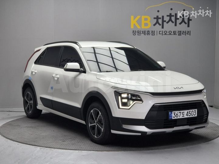 Kia Niro 2026 — 3