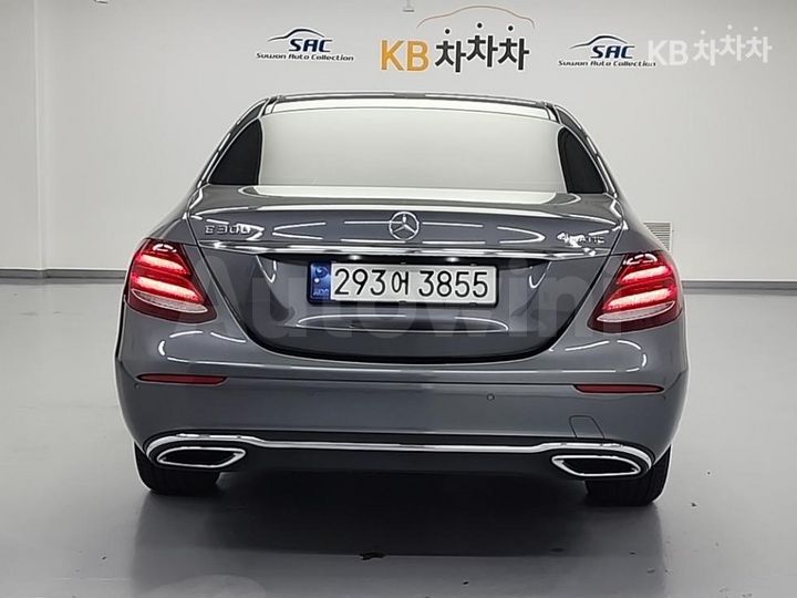 Mercedes-Benz E Class 2018 — 3