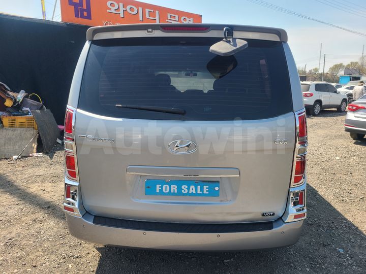 Hyundai Starex 2011 — 4