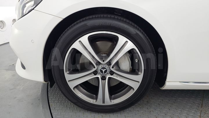 Mercedes Benz E Class 2019 — 5