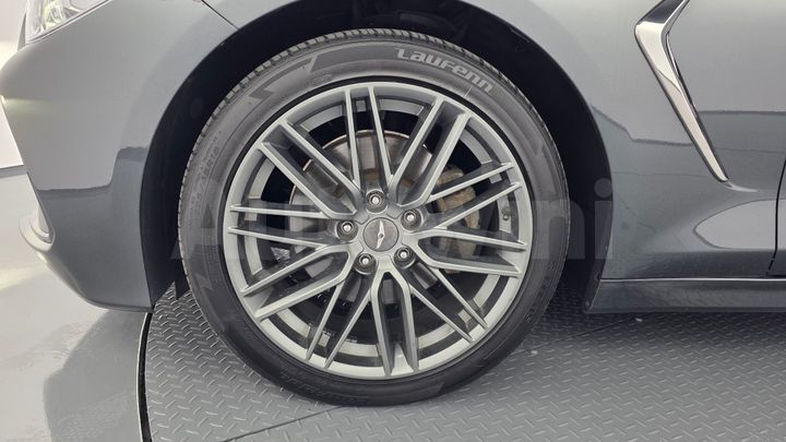 Genesis G70 2018 — 4