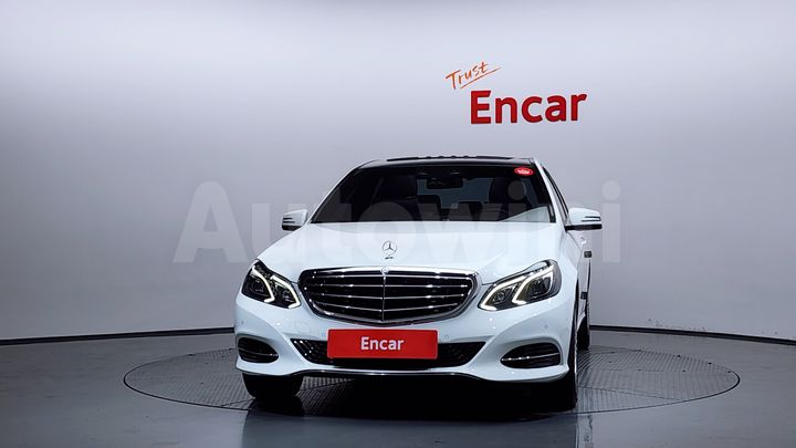 Mercedes Benz E Class 2014 — 3
