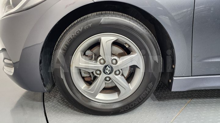Hyundai Avante 2016 — 5