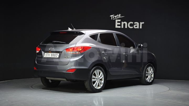 Hyundai Tucson 2011 — 2