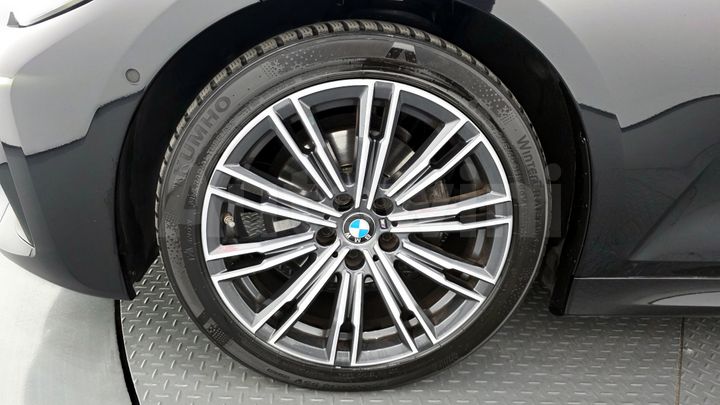 BMW 3 Series 2021 — 5