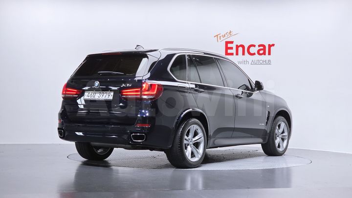 BMW X5 2018 — 2