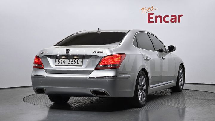 Hyundai Equus 2011 — 2