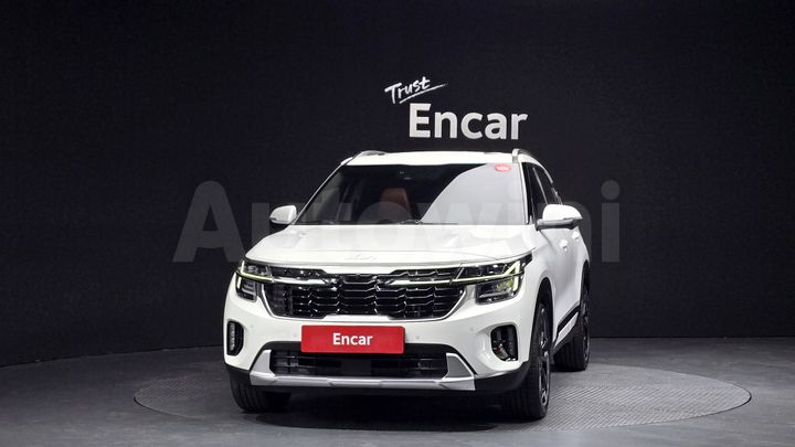 Kia Seltos 2023 — 3