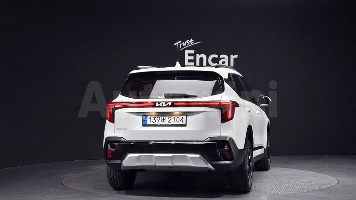 Kia Seltos 2023 — 4