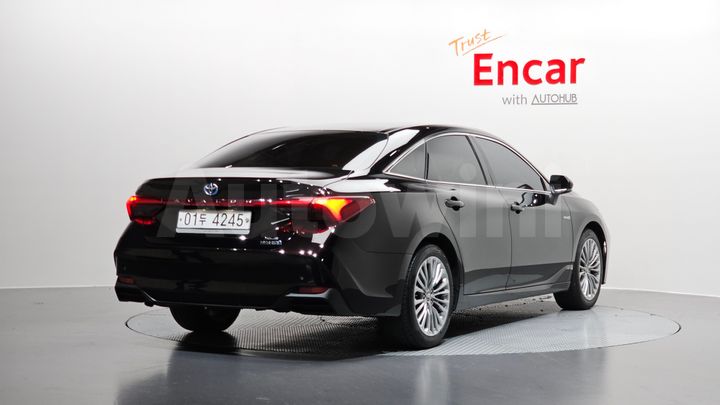 Toyota Avalon 2019 — 2