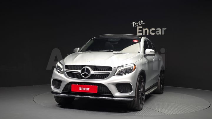Mercedes Benz GLE Class 2017 — 3