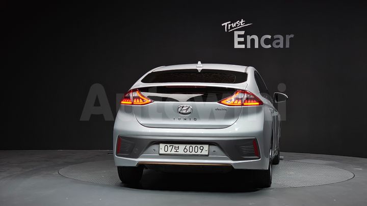 Hyundai Ioniq 2017 — 4