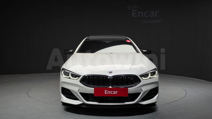 BMW 8 Series 2023 — 3