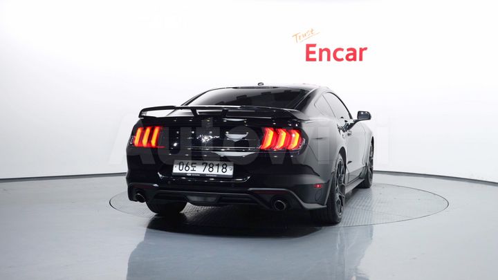 Ford Mustang 2019 — 4