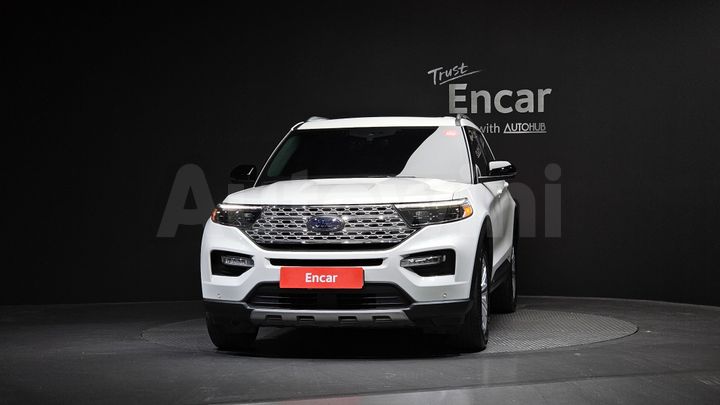 Ford Explorer 2021 — 3