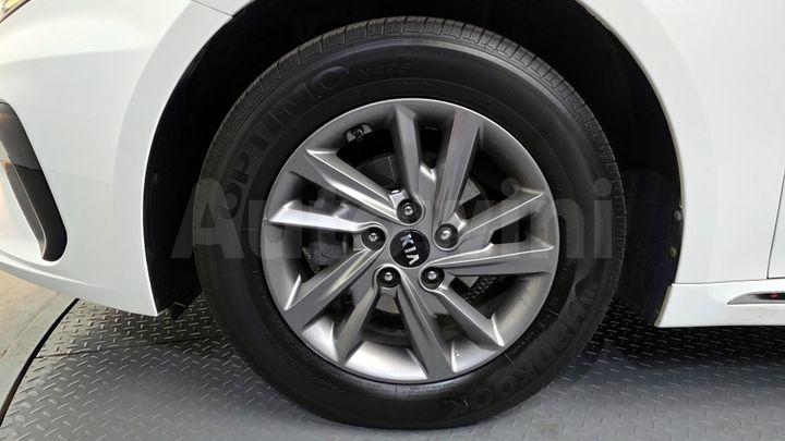 Kia K5 2019 — 5