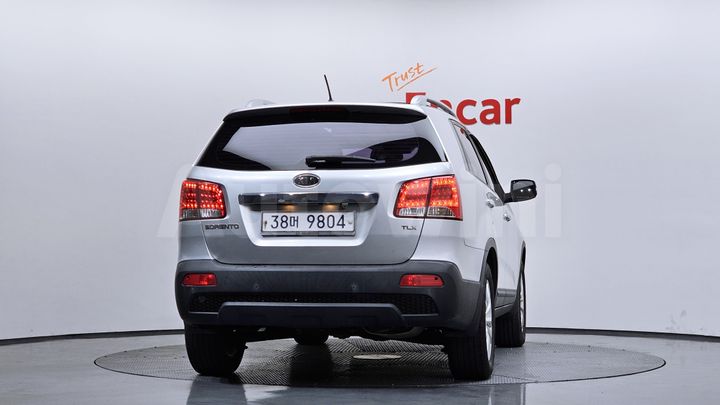 Kia Sorento 2011 — 4