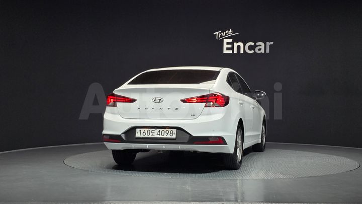 Hyundai Avante 2020 — 4