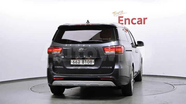 Kia Carnival 2017 — 4
