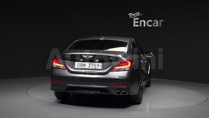Genesis G70 2018 — 4