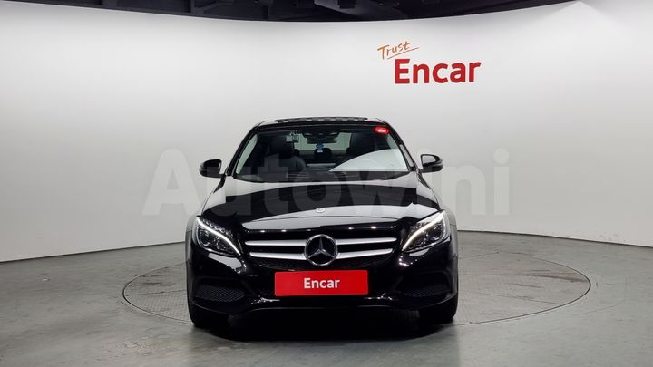 Mercedes-Benz C Class 2018 — 3