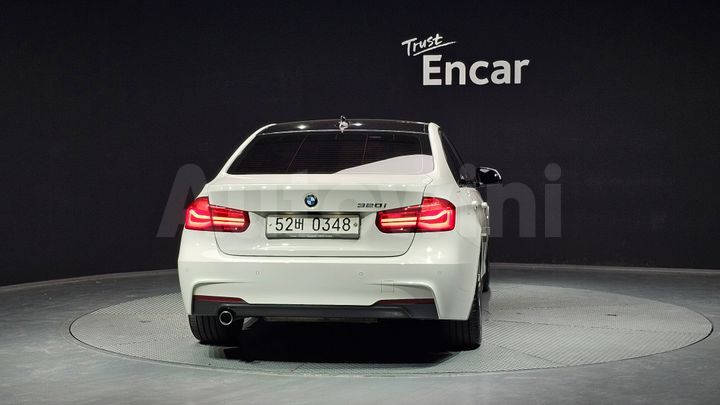 BMW 3 Series 2017 — 4