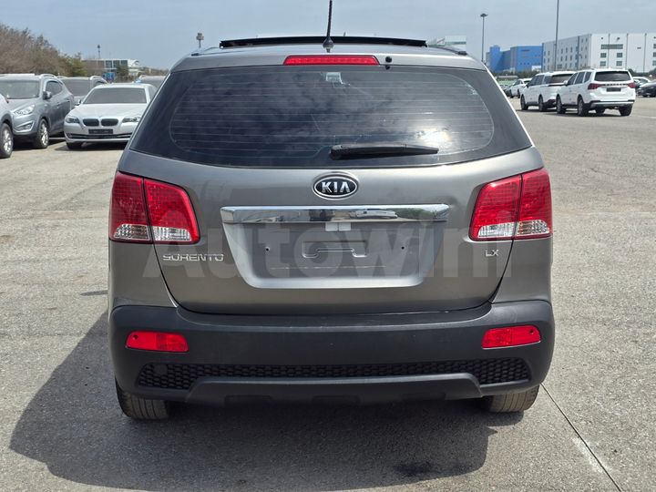 Kia Sorento 2010 — 5