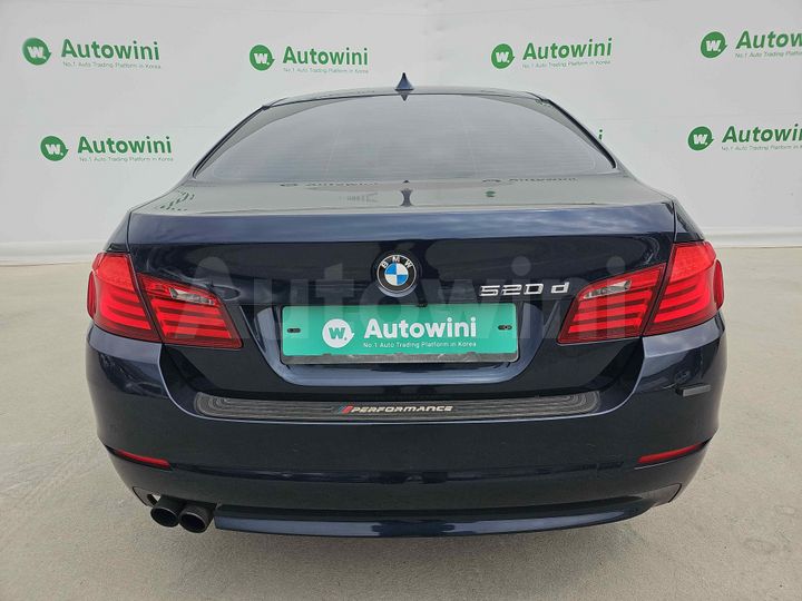 BMW 5 Series 2011 — 4