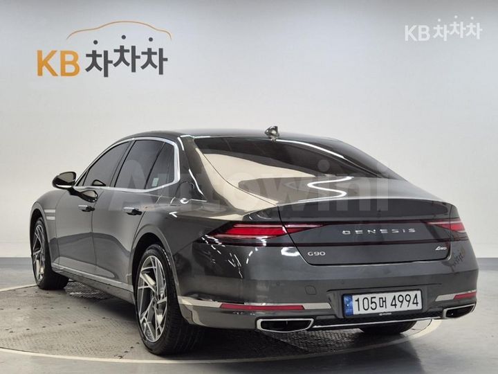 Genesis G90 2022 — 2
