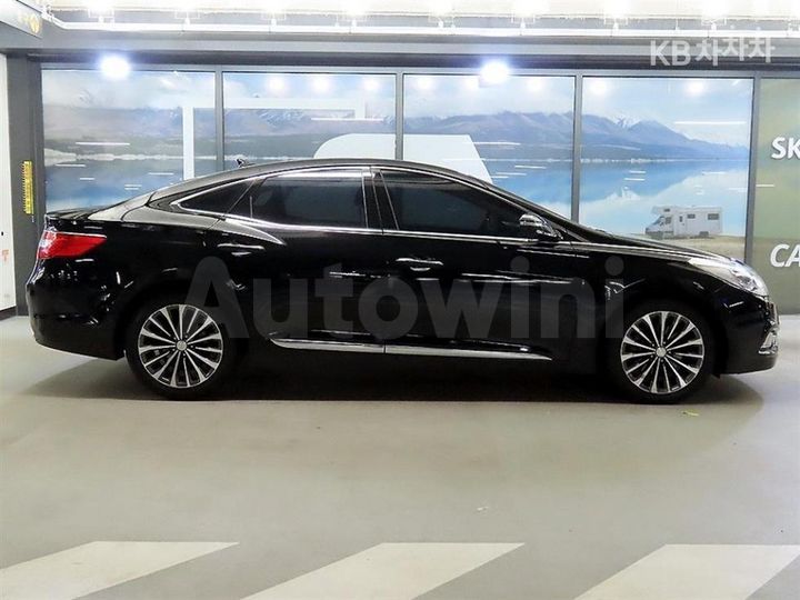 Hyundai Grandeur 2013 — 3