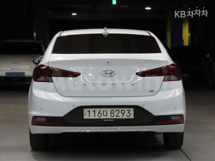 Hyundai Avante 2020 — 3