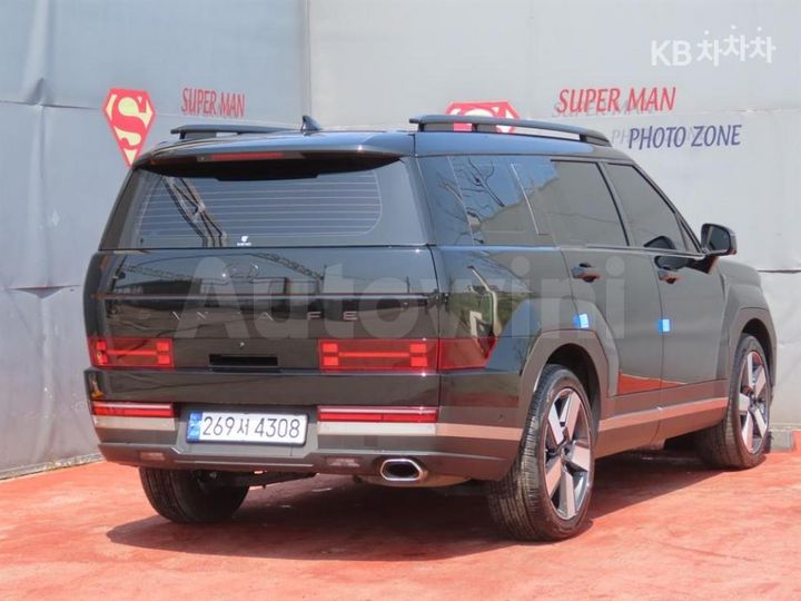 Hyundai SantaFe 2025 — 3