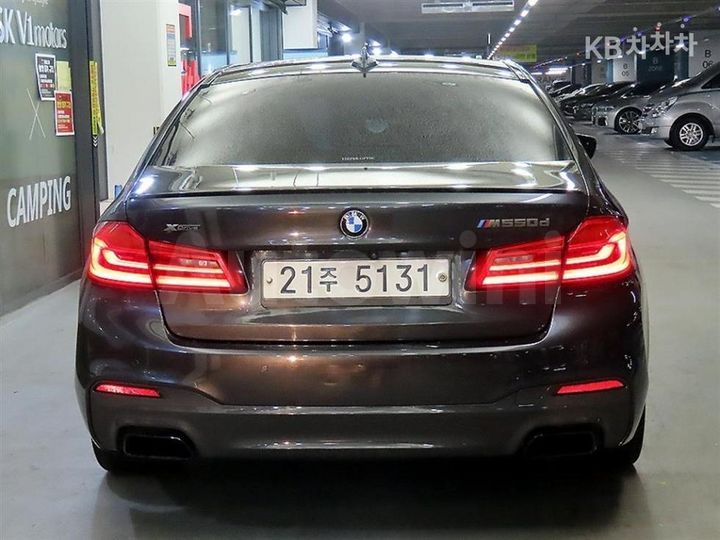 BMW 5 Series 2019 — 5