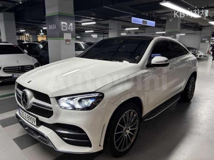 Mercedes Benz GLE Class 2023 — 2