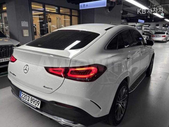 Mercedes Benz GLE Class 2023 — 5