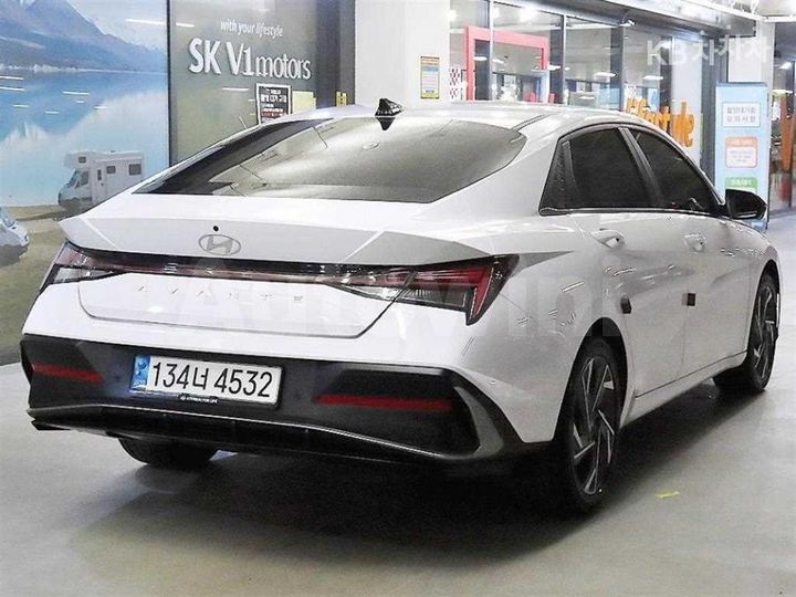 Hyundai Avante 2024 — 4