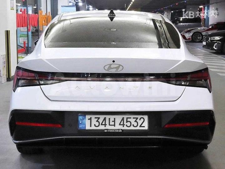 Hyundai Avante 2024 — 5